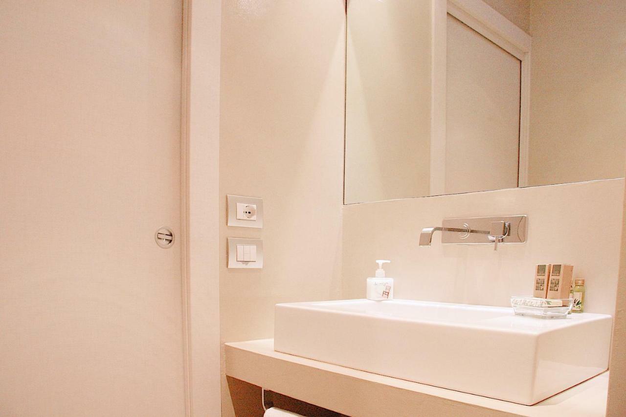 Le Nuove Cadreghe Apartments Verona Bagian luar foto