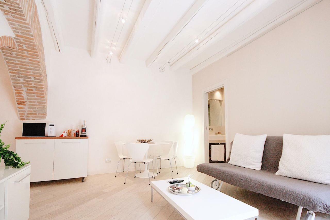 Le Nuove Cadreghe Apartments Verona Bagian luar foto