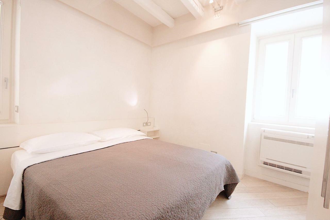 Le Nuove Cadreghe Apartments Verona Bagian luar foto