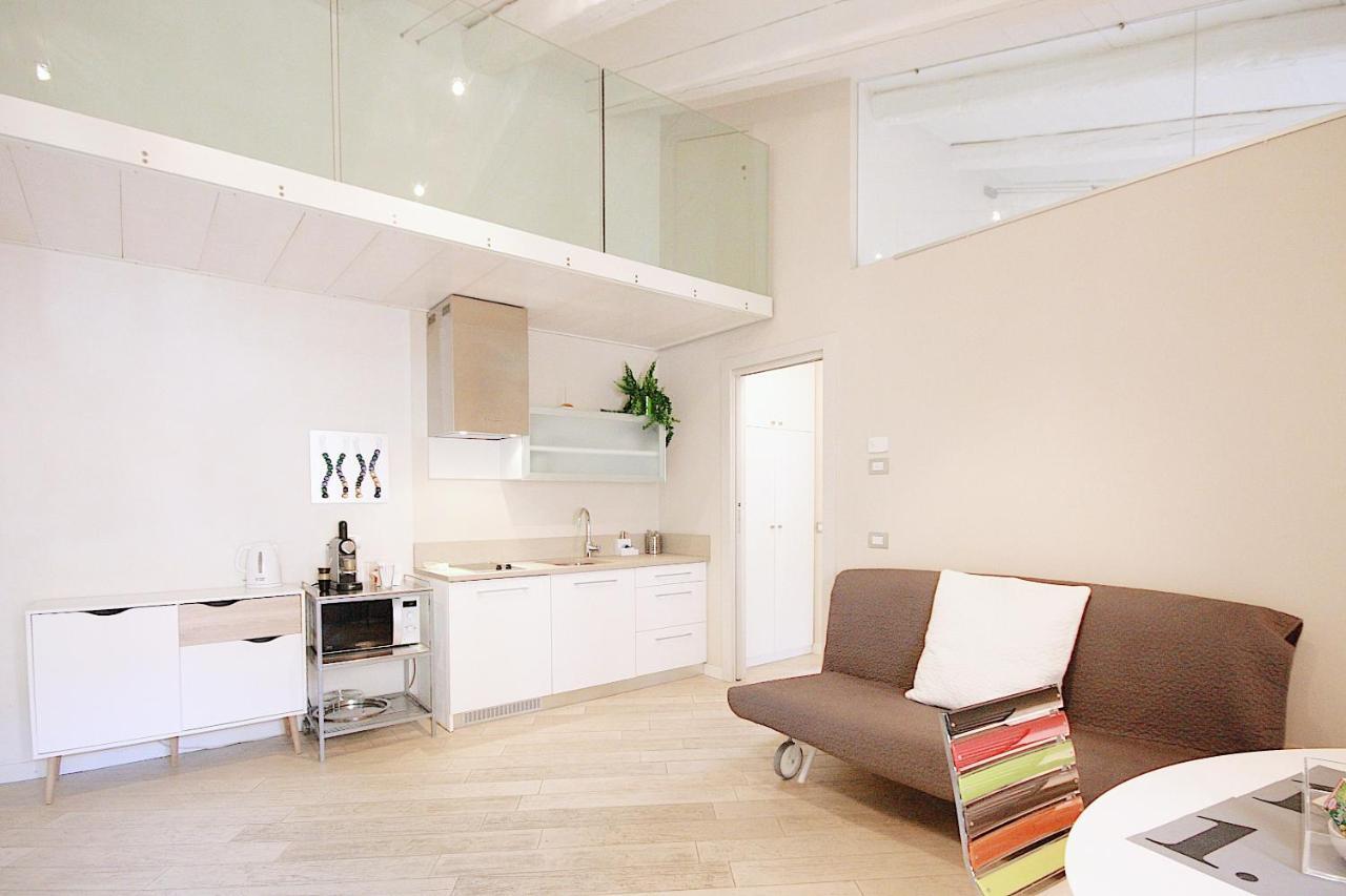 Le Nuove Cadreghe Apartments Verona Bagian luar foto