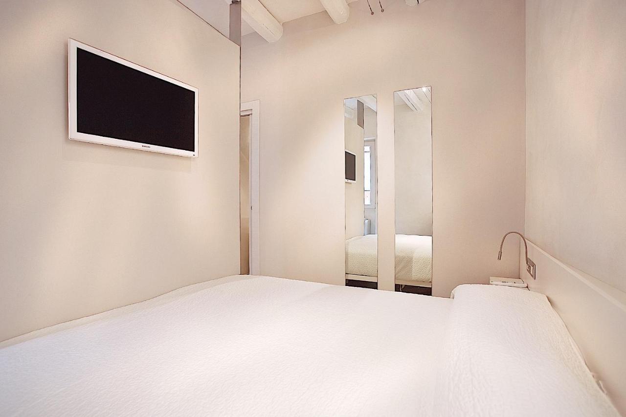 Le Nuove Cadreghe Apartments Verona Bagian luar foto