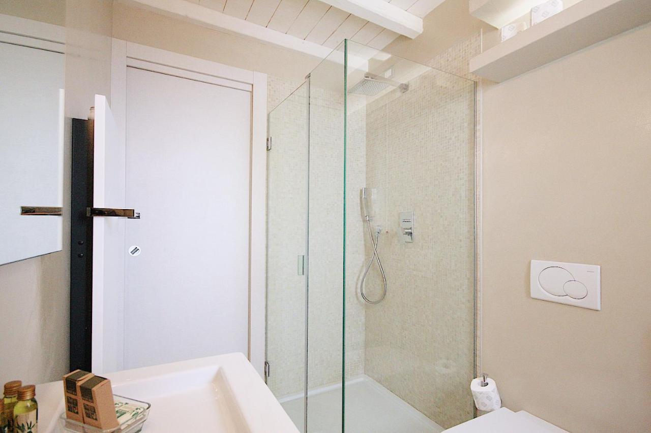 Le Nuove Cadreghe Apartments Verona Bagian luar foto