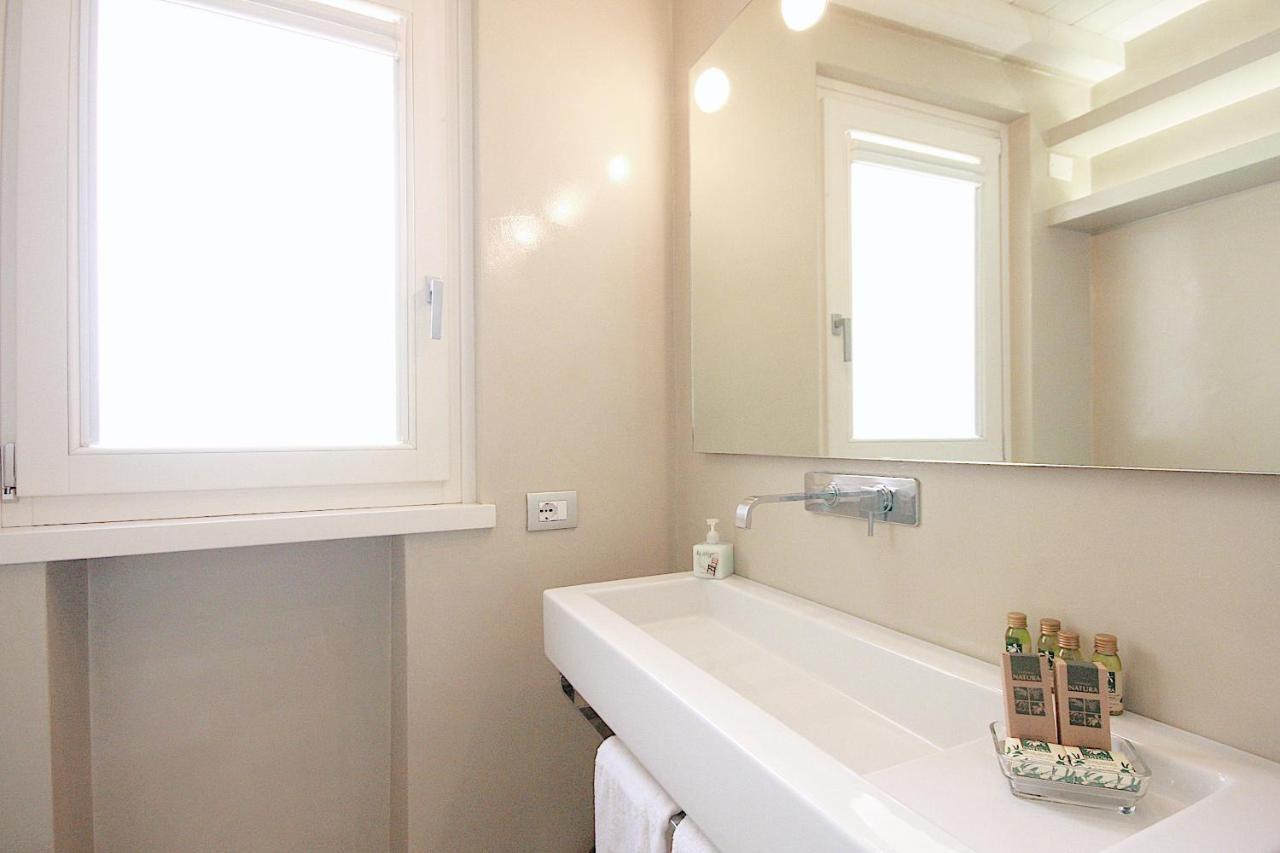Le Nuove Cadreghe Apartments Verona Bagian luar foto